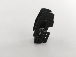雨刮配件注塑模具廠，五金配件注塑廠，雨刮器生產(chǎn)廠家